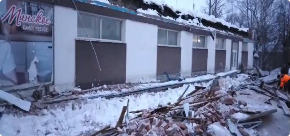 Название (не у каждого фото будет)